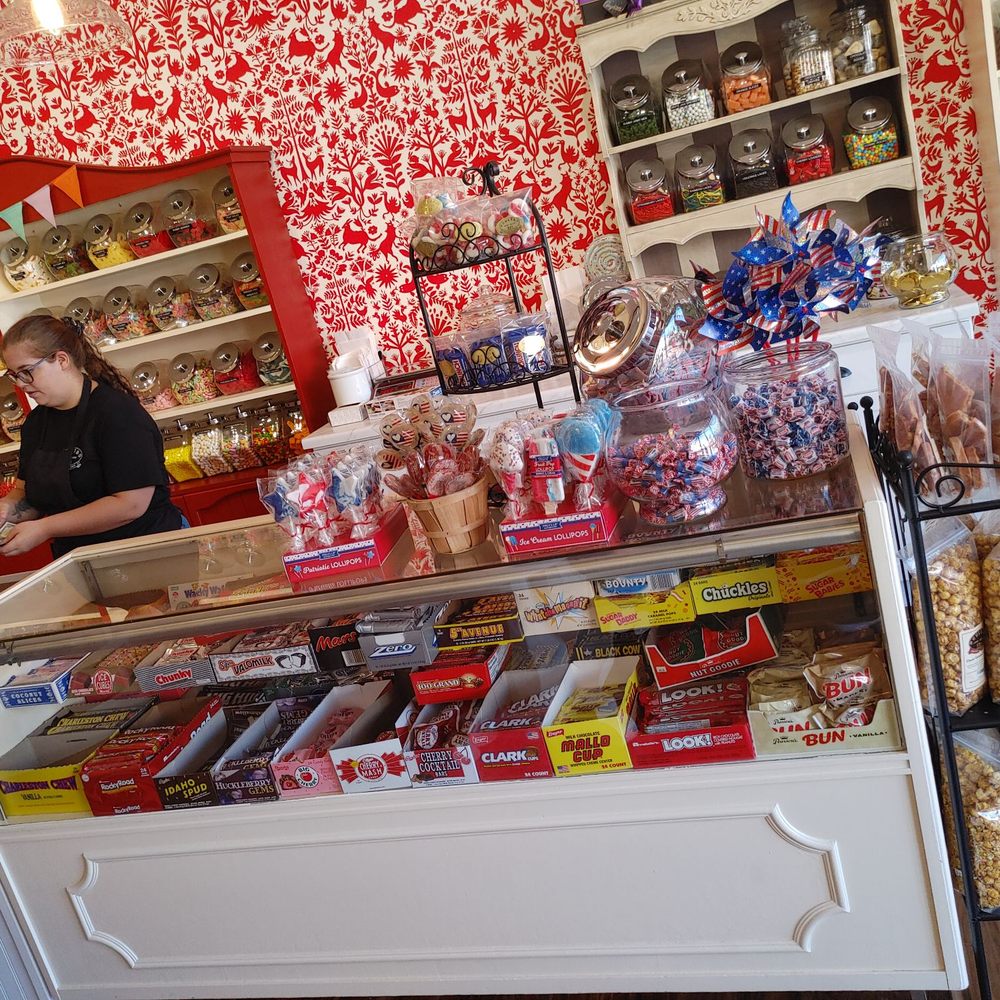 Poulsbo Candy Shoppe - Candy Stores Near Me - Poulsbo, Washington Poulsbo Candy Shoppe - Candy Stores Near Me - Poulsbo, Washington