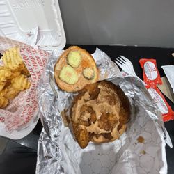 Mad Chicken - Spicy Chicken sandwich combo