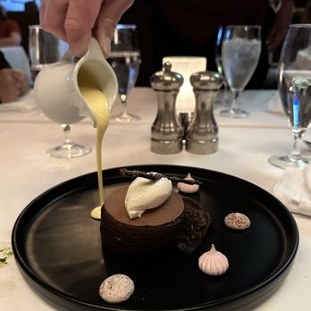 Harris' Restaurant - Flourless chocolate cake - Steakhouses Near Me - San Francisco, California