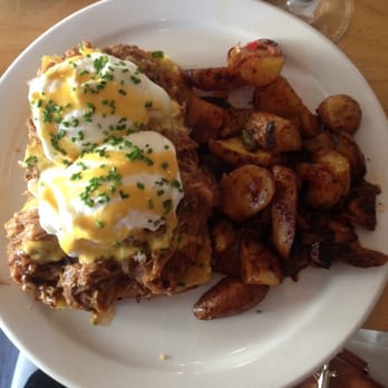 Blue Collar - Pulled Pork Benedict - Comfort Food Near Me - Miami, Florida
