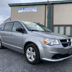 E's Wheels Auto Sales - Minivans ARE cool . 2014 Dodge Caravan