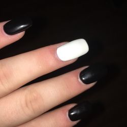 Perfect Nails - They were rude and they are not the same size and not the shape I wanted. Don't recommend going.