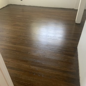 Mario Diaz Flooring - Master bedroom floors - refinished and stained - Flooring Near Me Mario Diaz Flooring - Master bedroom floors - refinished and stained - Flooring Near Me