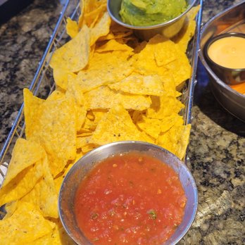 Topgolf - Nachos and dips - New American Near Me - Edison, New Jersey