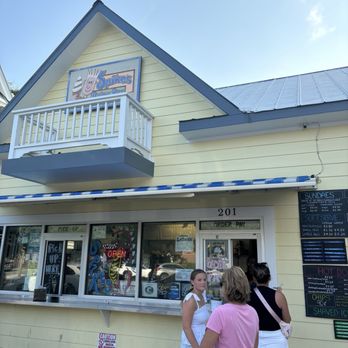 Spike's Dairy Bar - Ice Cream & Frozen Yogurt Near Me - Southport, North Carolina Spike's Dairy Bar - Ice Cream & Frozen Yogurt Near Me - Southport, North Carolina