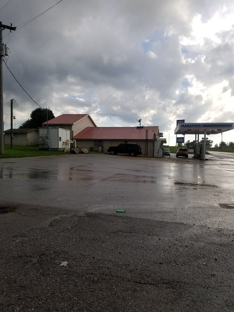 Long's Market & Deli Logo