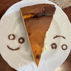 Cafe Paradeplatz - Käsekuchen