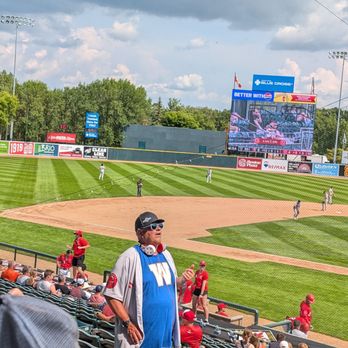 Winnipeg Goldeyes - Dancing Gabe - Professional Sports Teams Near Me - Winnipeg, Manitoba Winnipeg Goldeyes - Dancing Gabe - Professional Sports Teams Near Me - Winnipeg, Manitoba