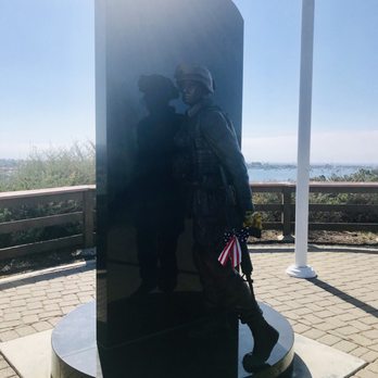 Castaways Park - Parks Near Me - Newport Beach, California