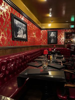 Cafe La Maze by null