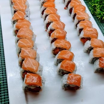 Feast Buffet - Spicy salmon roll - Chinese Near Me - Katy, Texas