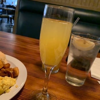 Bumbleberry Flats - Bottomless mimosas - American Near Me - Laughlin, Nevada Bumbleberry Flats - Bottomless mimosas - American Near Me - Laughlin, Nevada