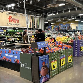 Fry's - Produce Section - Grocery Near Me - Phoenix, Arizona