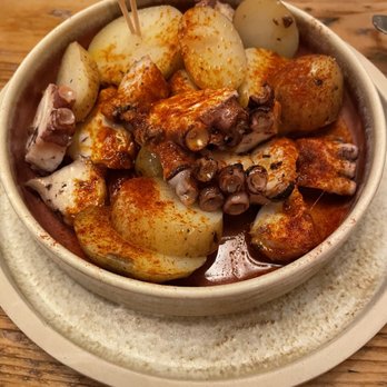 The Garrison - Octopus - Pubs Near Me - London, XGL
