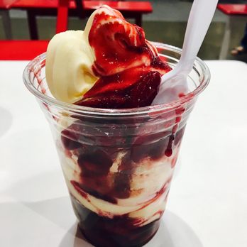 Costco Food Court - Very berry frozen yogurt. So good (: - Ice Cream & Frozen Yogurt Near Me - Phoenix, Arizona Costco Food Court - Very berry frozen yogurt. So good (: - Ice Cream & Frozen Yogurt Near Me - Phoenix, Arizona
