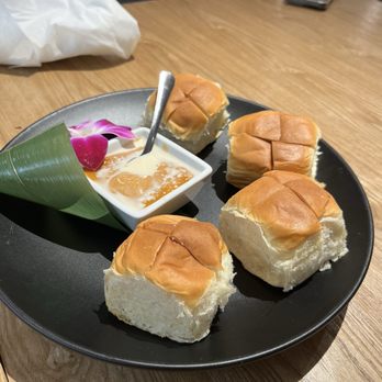 Khao Sen - Thai custard with dinner rolls. It's good, try it! - Thai Near Me - Fuquay-Varina, North Carolina Khao Sen - Thai custard with dinner rolls. It's good, try it! - Thai Near Me - Fuquay-Varina, North Carolina