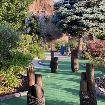 Boondocks Food and Fun - Mini golf with a view - Arcades Near Me - Draper, Utah