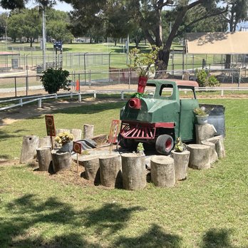 Montebello Barnyard Zoo - Petting Zoos Near Me - Montebello, California Montebello Barnyard Zoo - Petting Zoos Near Me - Montebello, California