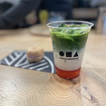 Ooika - Iced strawberry matcha - Coffee & Tea Near Me - Lawrenceville, New Jersey Ooika - Iced strawberry matcha - Coffee & Tea Near Me - Lawrenceville, New Jersey