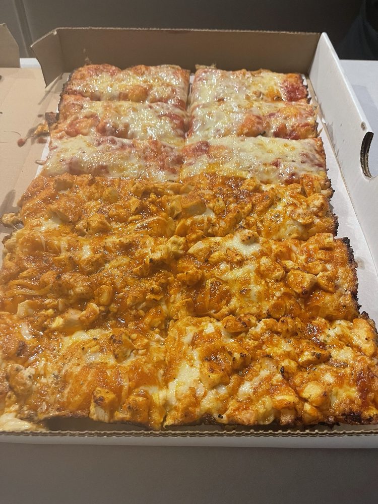 Food from Spare Time Pizza