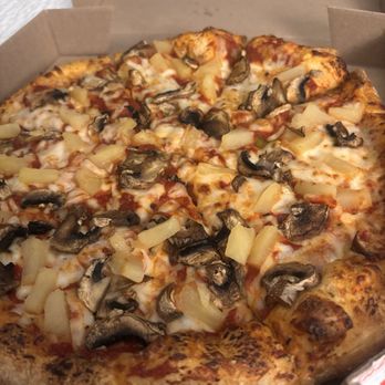 Domino's Pizza - Mushroom and Pineapple - Pizza Near Me - Minden, Nevada Domino's Pizza - Mushroom and Pineapple - Pizza Near Me - Minden, Nevada
