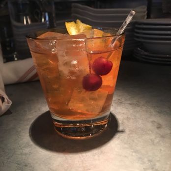 Au Cheval - Bars Near Me - Chicago, Illinois