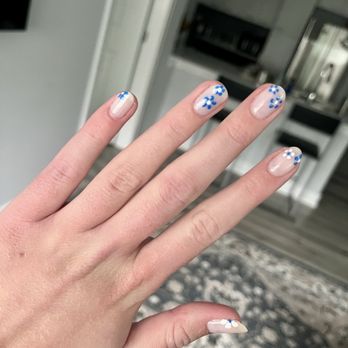 89 Nails and Spa - Nail Salons Near Me - Flagstaff, Arizona