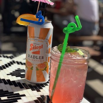 Happy Camper - The umbrella and feeling cute - Pizza Near Me - Chicago, Illinois
