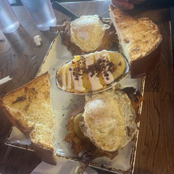 Madres Brunch - Cuban - Breakfast & Brunch Near Me - Riverside, California Madres Brunch - Cuban - Breakfast & Brunch Near Me - Riverside, California