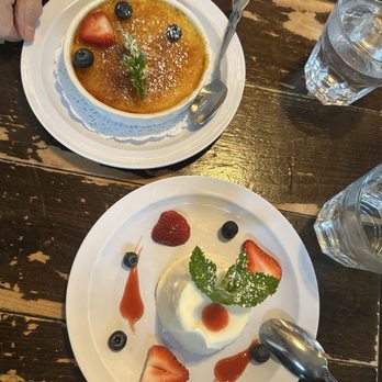 Le Paddock - French Near Me - Brooklyn, New York