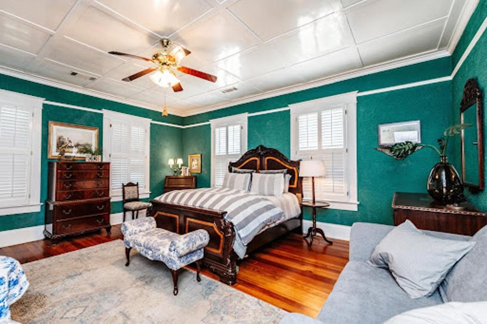 THE GRAND MAGNOLIA HOUSE Updated August 2024 32 Photos 320 E Main