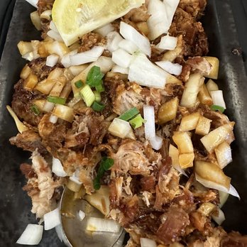 Max's Restaurant - Dillingham - Lechon Kawali Sisig - Filipino Near Me - Honolulu, Hawaii
