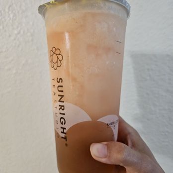 Sunright Tea Studio - Union City - Peach frostie - Bubble Tea Near Me - Union City, California Sunright Tea Studio - Union City - Peach frostie - Bubble Tea Near Me - Union City, California