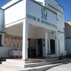 IMSS Centro de Seguridad Social 101 - Fachada del edificio.