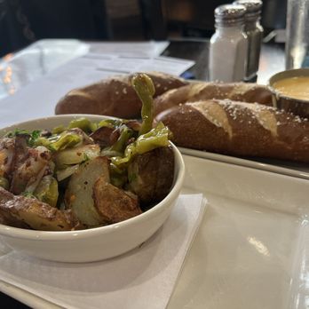 Blu Alehouse - Sports Bars Near Me - Riverdale, New Jersey