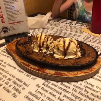 Legends Sports Pub - Cookie skillet - Pizza Near Me - Sandy, Utah