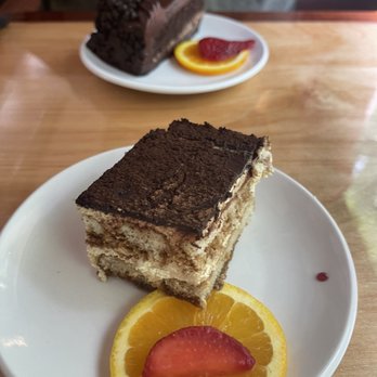 Virginia Scenic Railway - Double chocolate cake and tiramisu - Trains Near Me - Staunton, Virginia Virginia Scenic Railway - Double chocolate cake and tiramisu - Trains Near Me - Staunton, Virginia