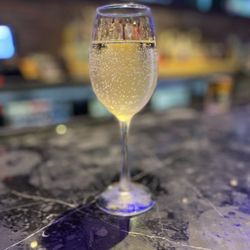 Red Crab - Palisades - GLASS OF SPARKLING MOSCATO