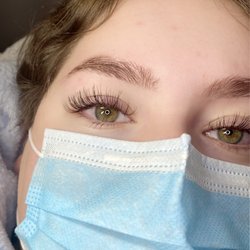 Eyelash extensions by Liz