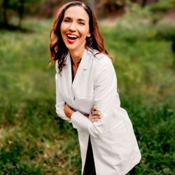 DownEast Smile Co - Dr. Olivia Merandi and her team have created something truly amazing at DownEast Smile Co.