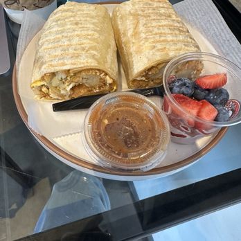 Cara Vana Coffee Shop - Soyrizo breakfast burrito - Coffee & Tea Near Me - Los Angeles, California Cara Vana Coffee Shop - Soyrizo breakfast burrito - Coffee & Tea Near Me - Los Angeles, California