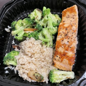 Doc B's Restaurant + Bar - Protein Brown Rice Plate - New American Near Me - Chicago, Illinois Doc B's Restaurant + Bar - Protein Brown Rice Plate - New American Near Me - Chicago, Illinois