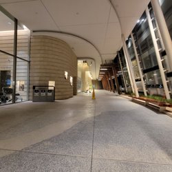 Lucile Packard Children's Hospital - Entry
