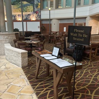 Creeks Restaurant - Seating area - Breakfast & Brunch Near Me - Austin, Texas Creeks Restaurant - Seating area - Breakfast & Brunch Near Me - Austin, Texas