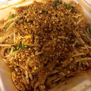 Paradise Kitchen - Chicken Pad Thai - Thai Near Me - Chandler, Arizona Paradise Kitchen - Chicken Pad Thai - Thai Near Me - Chandler, Arizona