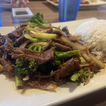 Gourmet Palace China Bistro - Mongolian Beef - Chinese Near Me - Simi Valley, California Gourmet Palace China Bistro - Mongolian Beef - Chinese Near Me - Simi Valley, California