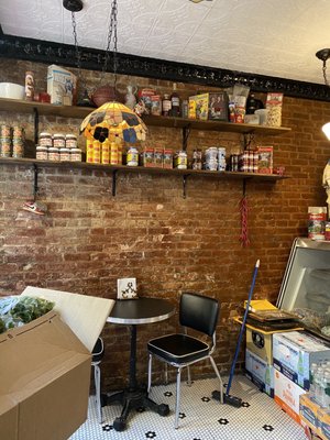 Regina's Grocery UES by null