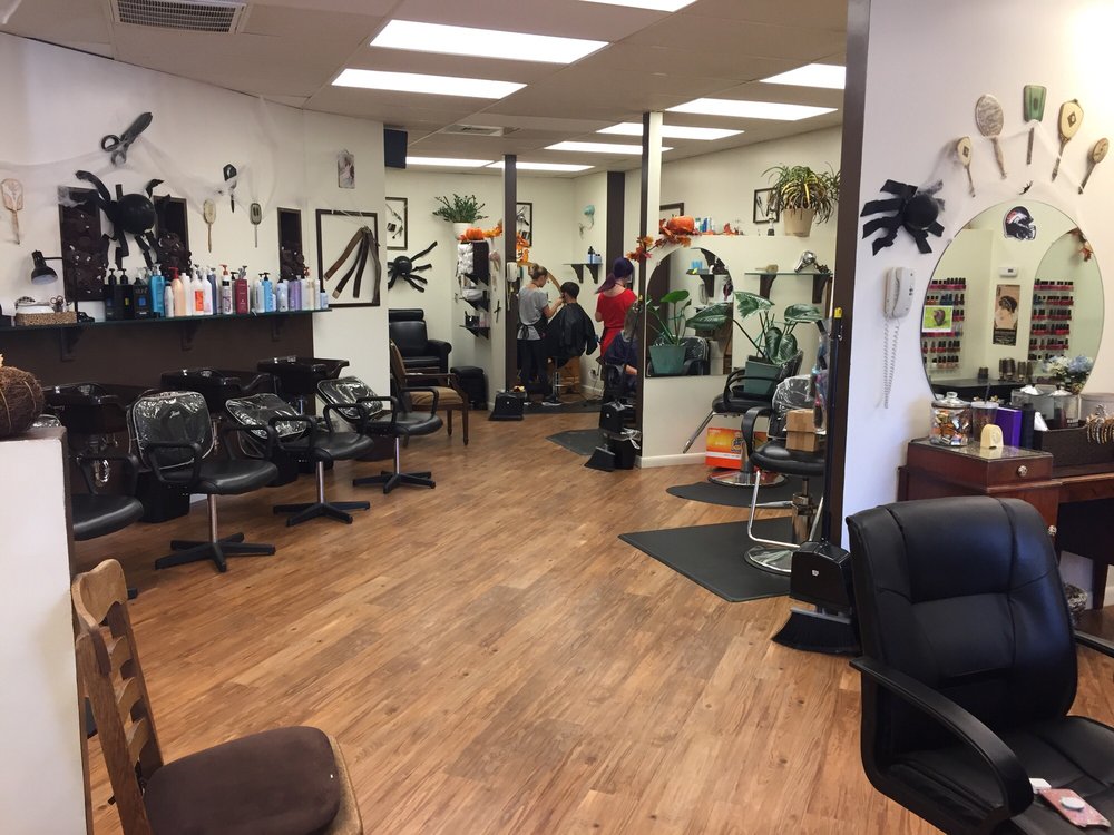 The Attic Hair & Nail Salon Logo