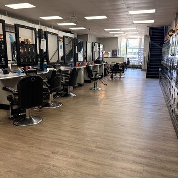 Academy Di Capelli - Where the magic happens - Hair Salons Near Me - East Hartford, Connecticut Academy Di Capelli - Where the magic happens - Hair Salons Near Me - East Hartford, Connecticut
