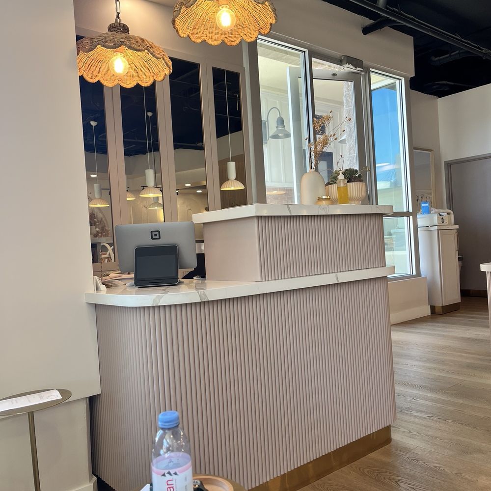 Flora Blanc Nail & Lash Studio - Pay station and complimentary drink/snack - Nail Salons Near Me - Encinitas, California Flora Blanc Nail & Lash Studio - Pay station and complimentary drink/snack - Nail Salons Near Me - Encinitas, California